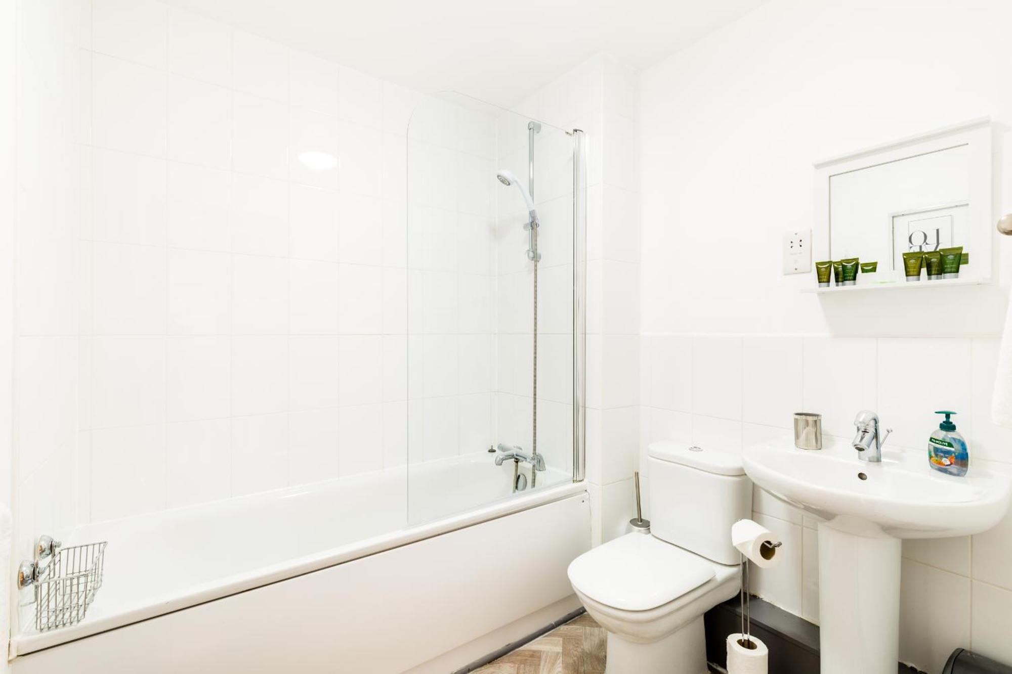 Comfort Living Properties バーミンガム 部屋 写真
